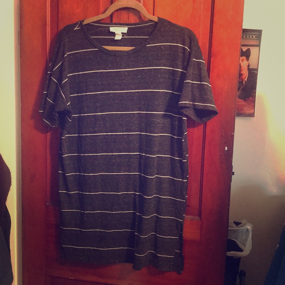 Black/grey striped t shirt dress